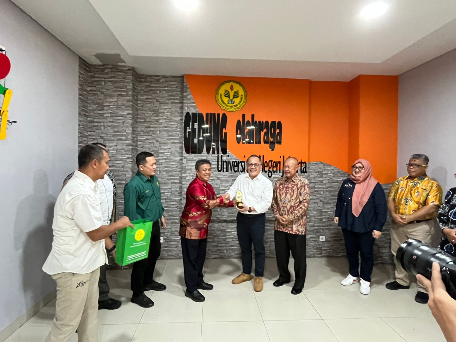KEPALA BRIN MELAKUKAN KUNJUNGAN KE LABORATORIUM SPORT SCIENCE UNJ
